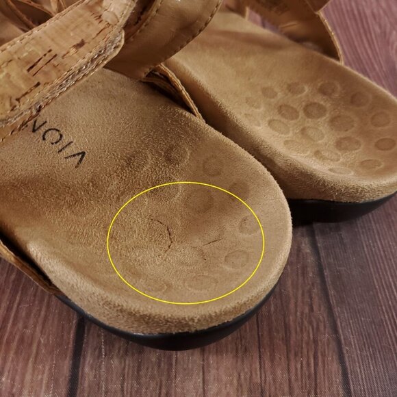 Vionic Amber Womens Size 10 Cork Adjustable Strap Strappy Sandals Tan Gold - Picture 2 of 16